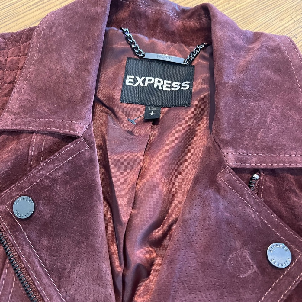 Express Jacket - Picture 3 of 3